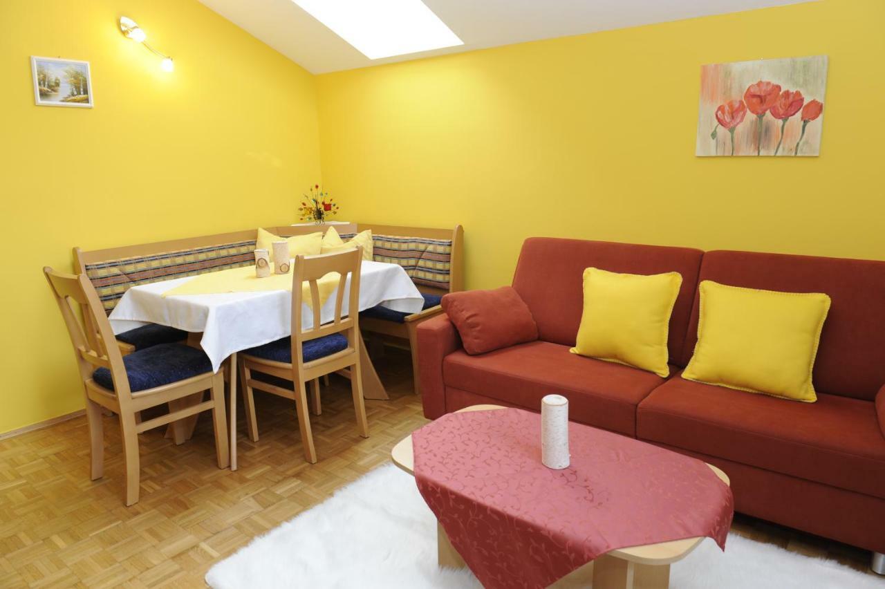 Appartamento Haus Sonnenschein Mariapfarr Esterno foto