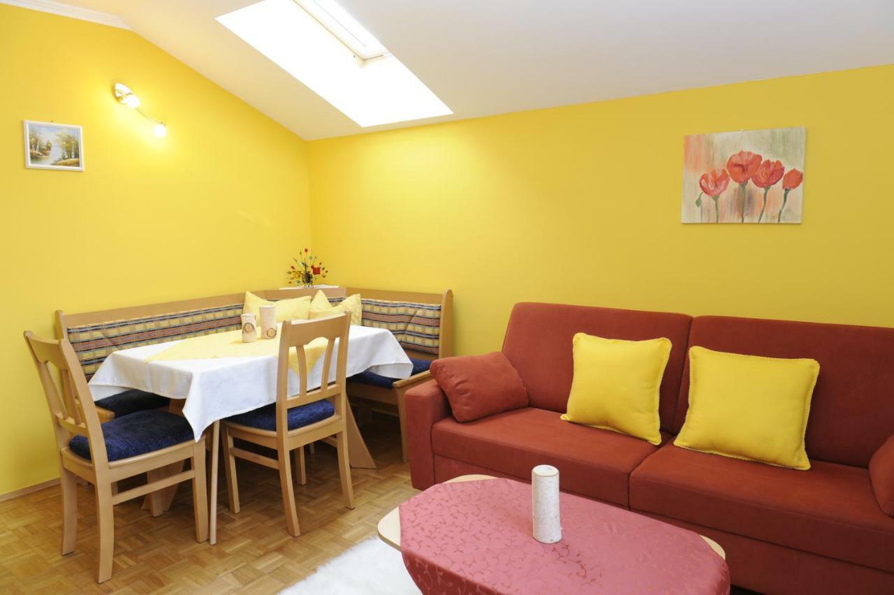 Appartamento Haus Sonnenschein Mariapfarr Esterno foto